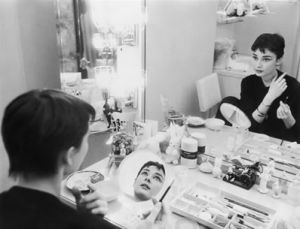 Audrey Hepburn pictures - audrey hepburn dressing table vintage lady.jpg